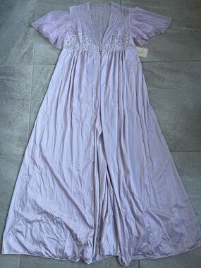 Vintage Val Mode Sheer Nylon Lace-Trim Lavender Long Robe